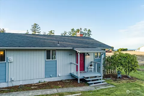 623 Monterey Ave, Coupeville, WA 98239