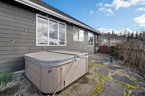 Exterior - 2826 202nd St SE, Bothell, WA 98012 photo 5 of 7