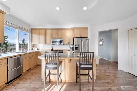 Kitchen - 2826 202nd St SE, Bothell, WA 98012 photo 3 of 4