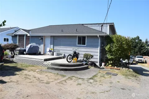 34251 18th Pl S, Federal Way, WA 98003
