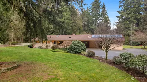 19088 NE 162nd Pl, Woodinville, WA 98072