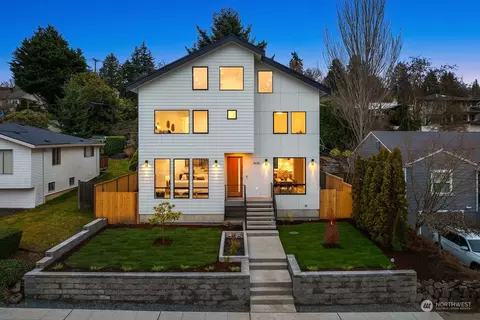 3636 33rd Ave W, Seattle, WA 98199