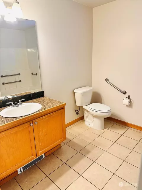 7220 Rainier Dr #110, Everett, WA 98203 photo 7