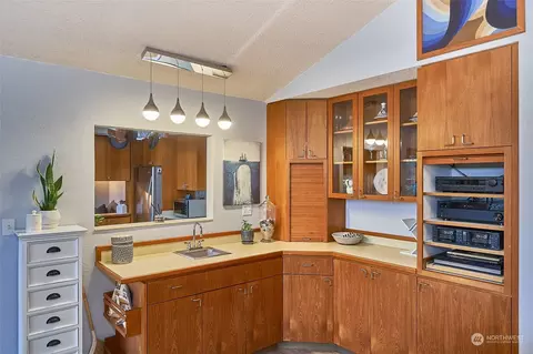 Kitchen - 27801 SE 403rd St, Enumclaw, WA 98022 photo 1 of 4