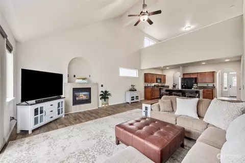 Living - 205 Hawk Ave SW, Orting, WA 98360 photo 3 of 5