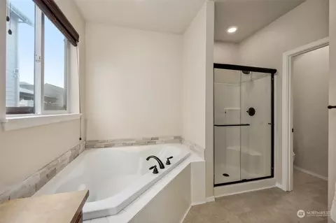 Bath - 205 Hawk Ave SW, Orting, WA 98360 photo 2 of 4
