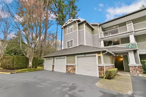12712 Admiralty Way #F101, Everett, WA 98204