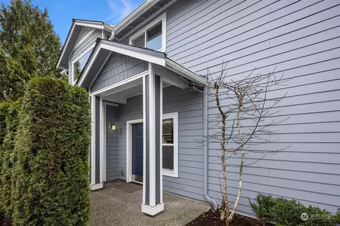Exterior - 2201 192nd St SE #T 101, Bothell, WA 98012 photo 2 of 5
