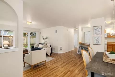 Dining - 2201 192nd St SE #T 101, Bothell, WA 98012 photo 1 of 3