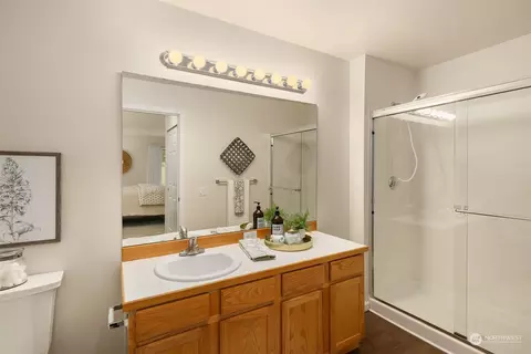 Bath - 2201 192nd St SE #T 101, Bothell, WA 98012 photo 1 of 2