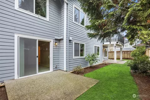 Exterior - 2201 192nd St SE #T 101, Bothell, WA 98012 photo 3 of 5