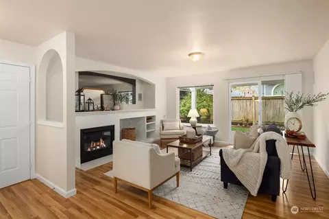 Living - 2201 192nd St SE #T 101, Bothell, WA 98012 photo 1 of 5