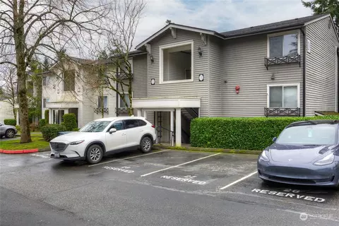 15415 35th Ave W #D306, Lynnwood, WA 98087