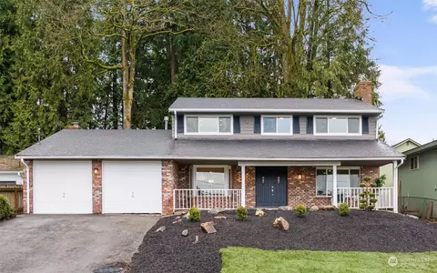 14347 132nd Ave NE, Kirkland, WA 98034