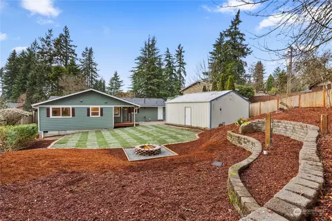 Exterior - 21613 6th Ave W, Bothell, WA 98021 photo 8 of 11