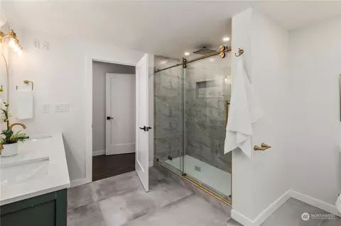 Bath - 21613 6th Ave W, Bothell, WA 98021 photo 4 of 6