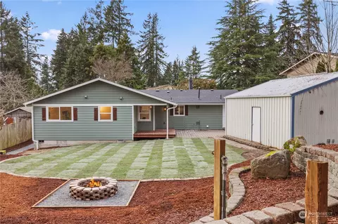 Exterior - 21613 6th Ave W, Bothell, WA 98021 photo 7 of 11