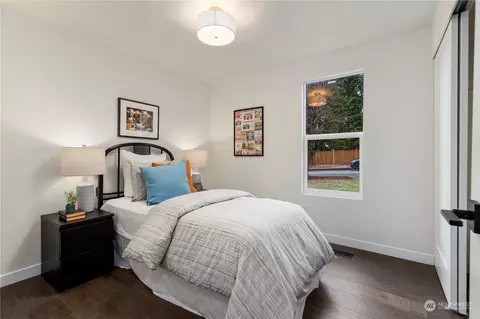 Bedroom - 21613 6th Ave W, Bothell, WA 98021 photo 1 of 7