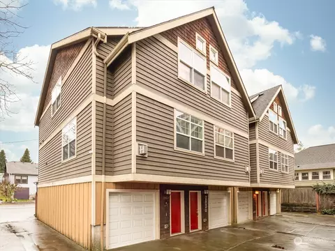 7803 12th Ave NE #B, Seattle, WA 98115