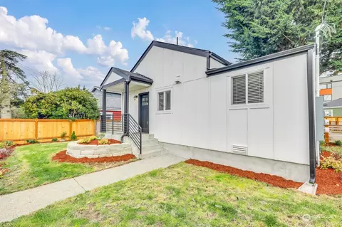 536 N 102nd St, Seattle, WA 98133