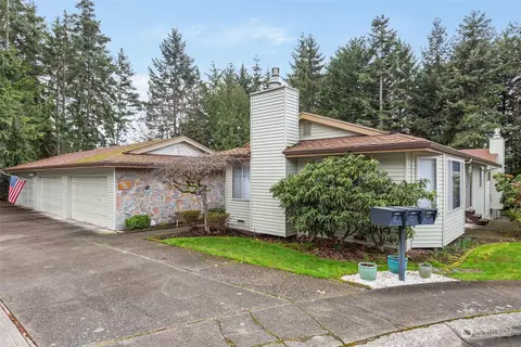 24437 11th Ave S, Des Moines, WA 98198