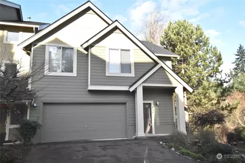 404 NW Pebble Ln, Issaquah, WA 98027