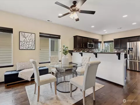 Dining - 11706 10th Pl W, Everett, WA 98204 photo 1 of 2