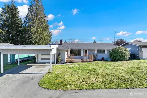7703 Easy St, Everett, WA 98203