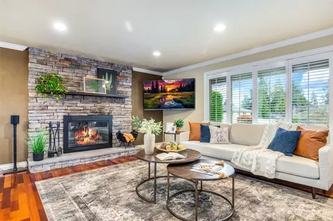 Living - 10416 NE 195th St, Bothell, WA 98011 photo 1 of 3