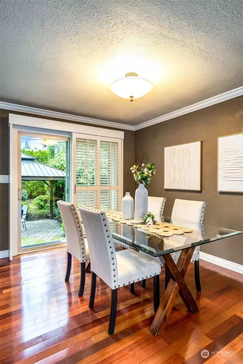 Dining - 10416 NE 195th St, Bothell, WA 98011 photo 2 of 2