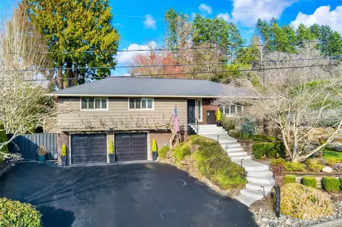 10416 NE 195th St, Bothell, WA 98011