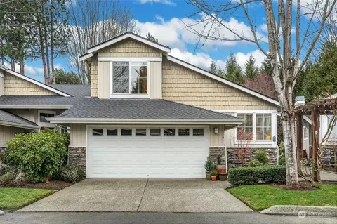 120 Newport Way NW #5, Issaquah, WA 98027