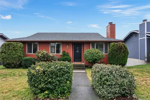 5206 S 8th St, Tacoma, WA 98465