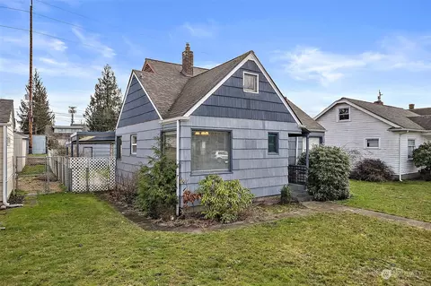 3731 S Ainsworth Ave, Tacoma, WA 98418
