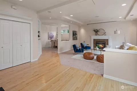 Living - 15621 36th Ave SE, Bothell, WA 98012 photo 4 of 5