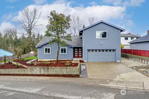 19732 SE 263rd Pl, Covington, WA 98042