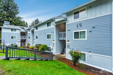 14206 NE 181st Pl #L306, Woodinville, WA 98072
