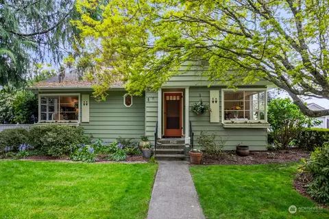 4031 53rd Ave SW, Seattle, WA 98116
