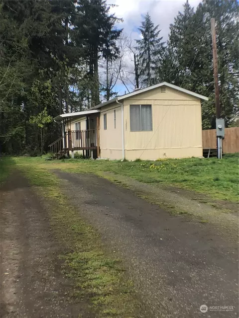 12885 Lakeview Ave, Poulsbo, WA 98370