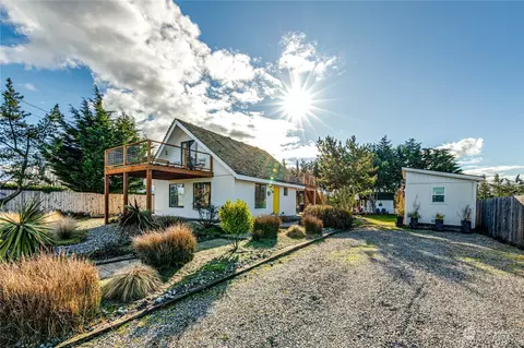 1282 Three Crabs Rd, Sequim, WA 98382