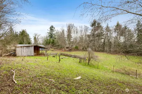 Exterior - 70 E Rauschert Rd, Grapeview, WA 98546 photo 8 of 9