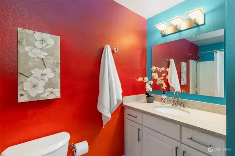 Bath - 70 E Rauschert Rd, Grapeview, WA 98546 photo 2 of 2