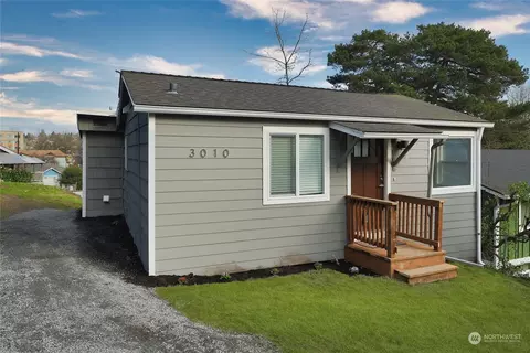 3010 S Court St, Seattle, WA 98144