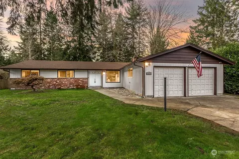 5205 Donnelly Dr SE, Olympia, WA 98501