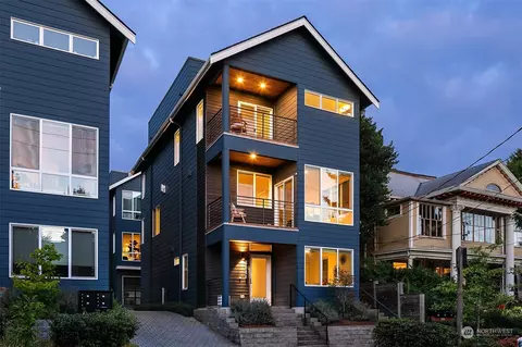 808 A 16th Ave, Seattle, WA 98122