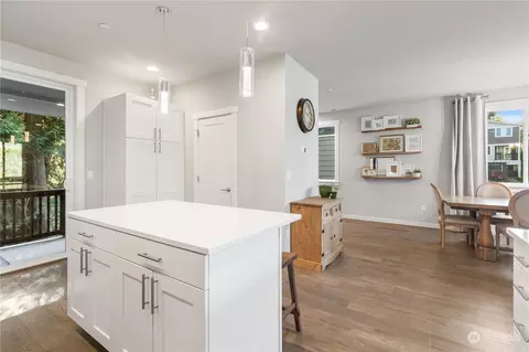 Kitchen - 22803 23rd Ave SE, Bothell, WA 98021 photo 6 of 6