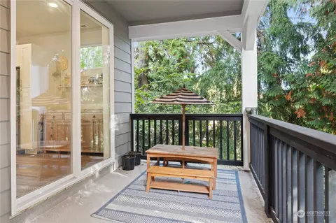 Exterior - 22803 23rd Ave SE, Bothell, WA 98021 photo 3 of 5