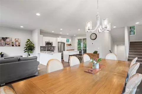 Dining - 22803 23rd Ave SE, Bothell, WA 98021 photo 4 of 5
