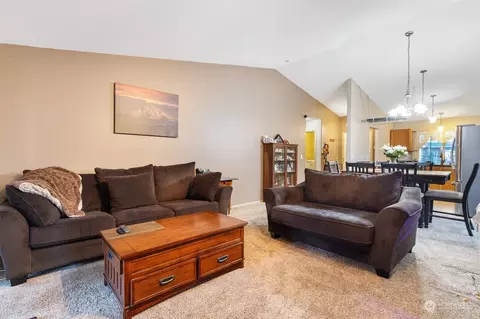 Living - 20706 190th Ave E, Orting, WA 98360 photo 1 of 3