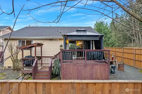 Exterior - 20706 190th Ave E, Orting, WA 98360 photo 3 of 6